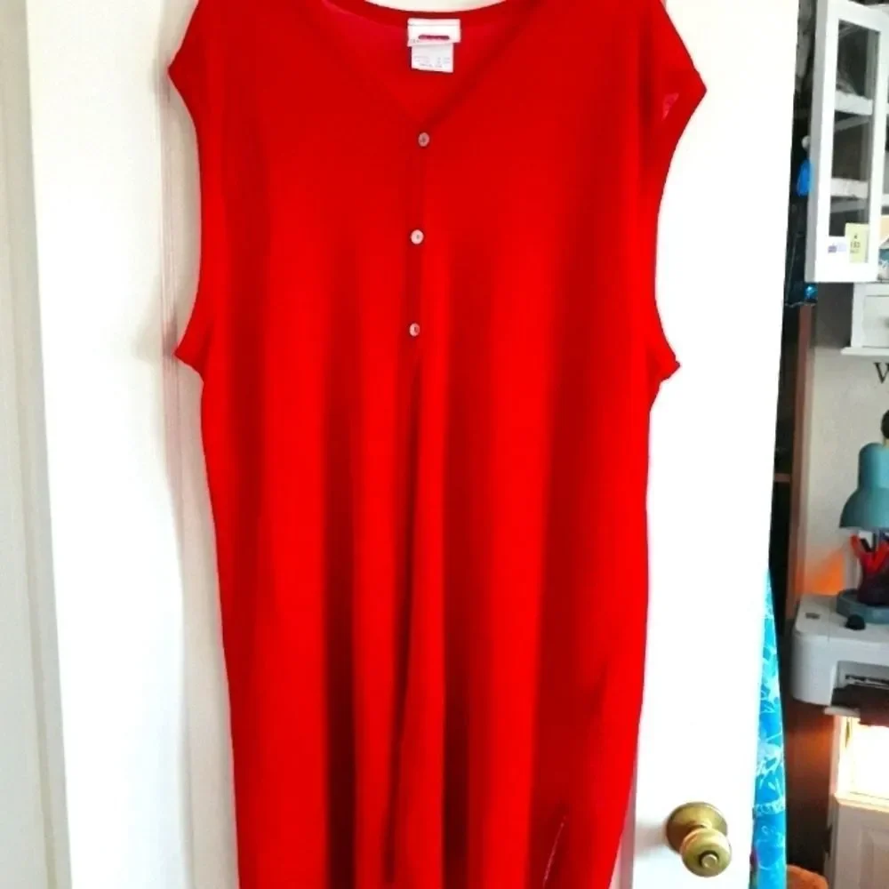 Long sleeveless overpiece - Picture 1 of 5